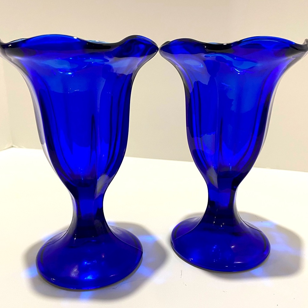 2 Anchor Hocking Cobalt Blue Glass Sundae Ice Cream Parfait Tulip Glasses